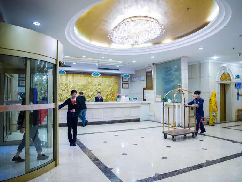 Vienna Hotel Nanchang Railway Staion Экстерьер фото